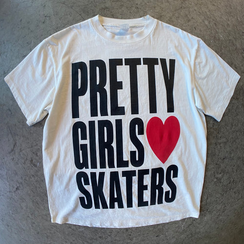 PRETTY GIRL T SHIRT